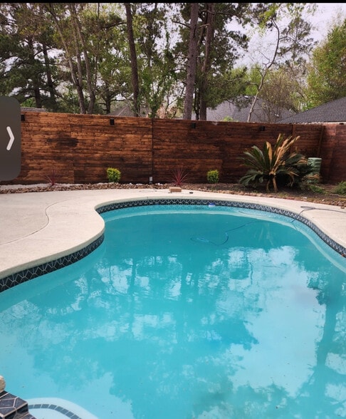 Building Photo - 5006 Deer Point Dr