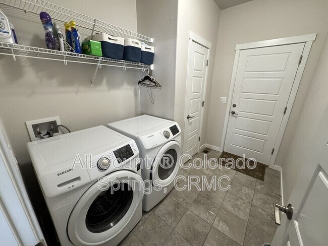 Building Photo - 5755 Marlee Dr