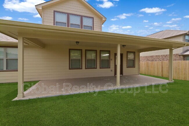 Building Photo - 2118 Pecan Haven