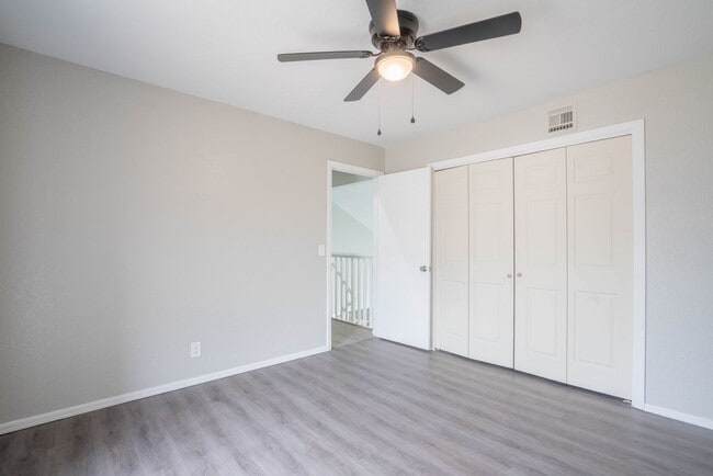 Building Photo - Gorgeous 3 Bedroom Remodel, BA Schools!