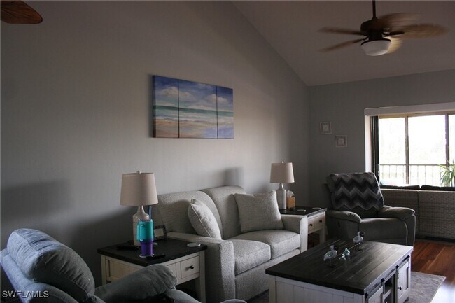 Building Photo - 15160 Riverbend Blvd