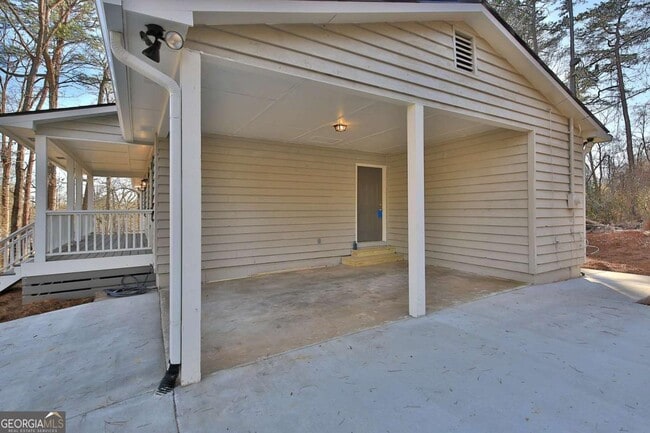 Building Photo - 145 Billy Ln