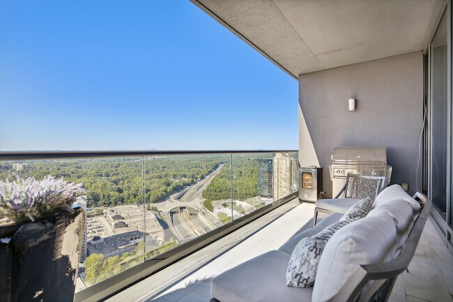 Building Photo - 3344 Peachtree Rd