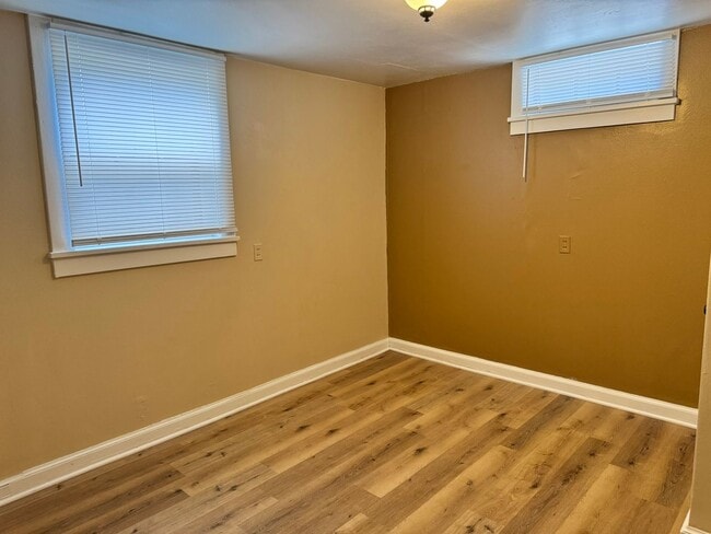 Building Photo - Welcome home!