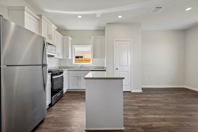 Building Photo - 25530 Blooming Hazel Dr