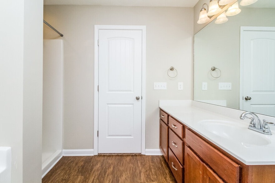 Building Photo - 624 Big Hurricane Dr