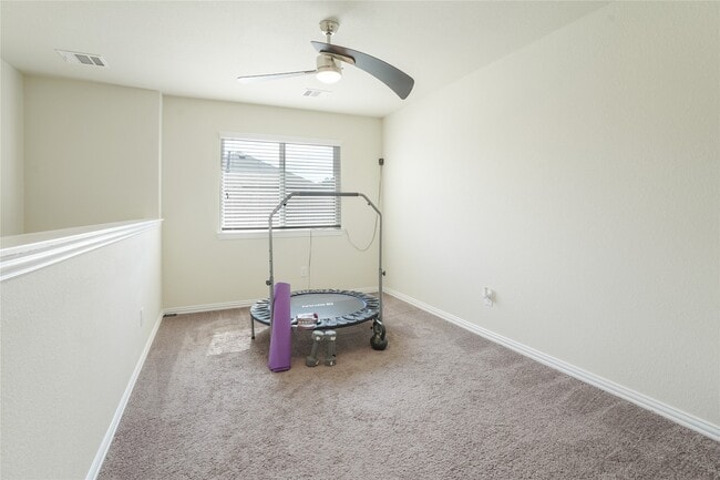 Building Photo - 2806 Old Draw Dr