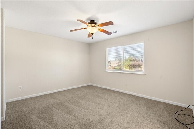 Building Photo - 1002 Bay Terrace Dr