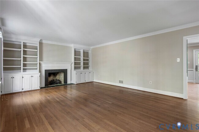 Building Photo - 9900 Kingsbridge Rd