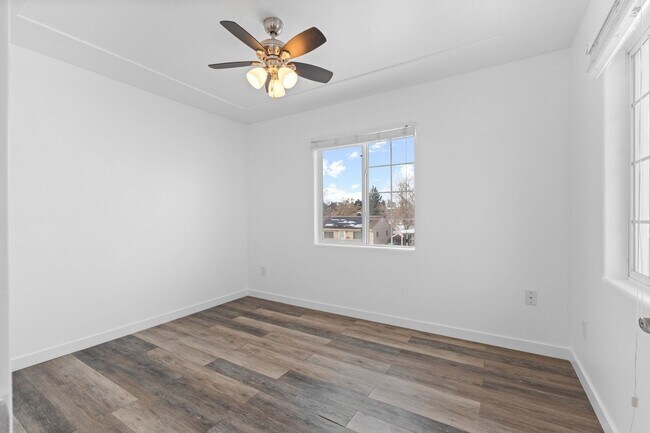 Building Photo - Remodelled Home In Large Backyard