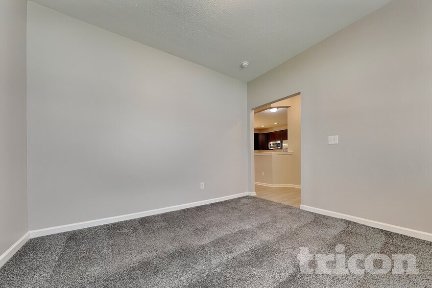 Building Photo - 2771 Anchusa Dr