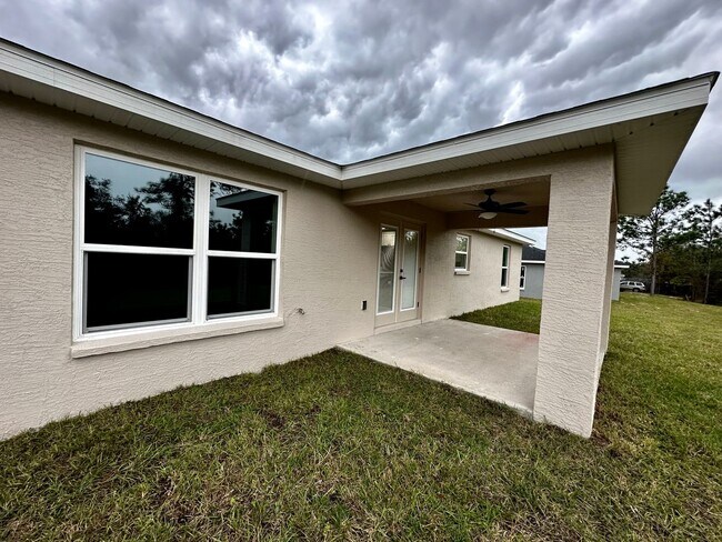 Building Photo - 2022 3/2 For Rent