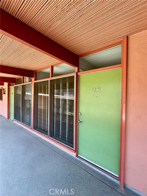 Building Photo - 1400 Hayworth Ave