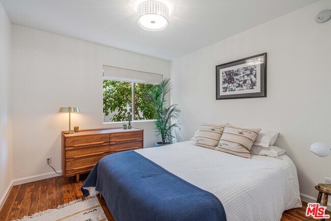 Building Photo - 24 Westwind St