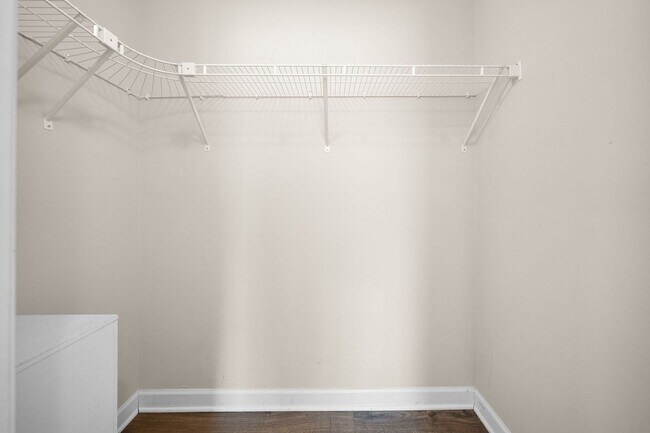 Building Photo - 2701 E Copeland Ct