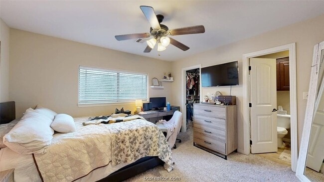 Building Photo - 458 Chimney Hill Dr