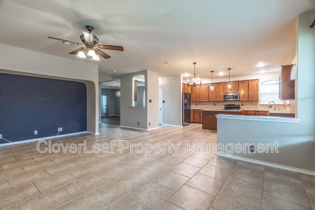 Building Photo - 409 Loch Lomond Dr