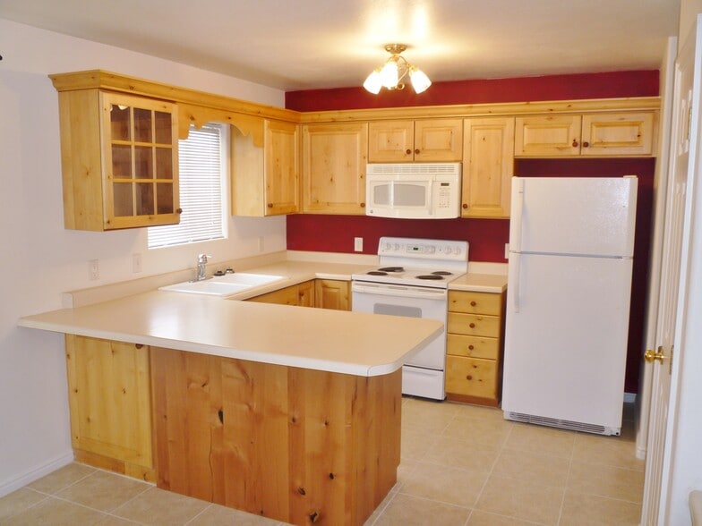 Kitchen. NO LONGER RED - 1735 W 540 N