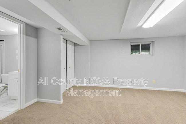 Building Photo - 7412 Marc Dr