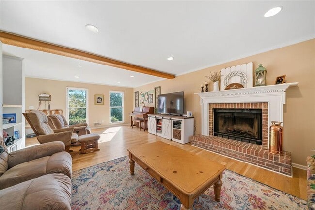 Building Photo - 210 Timber Laurel Ct