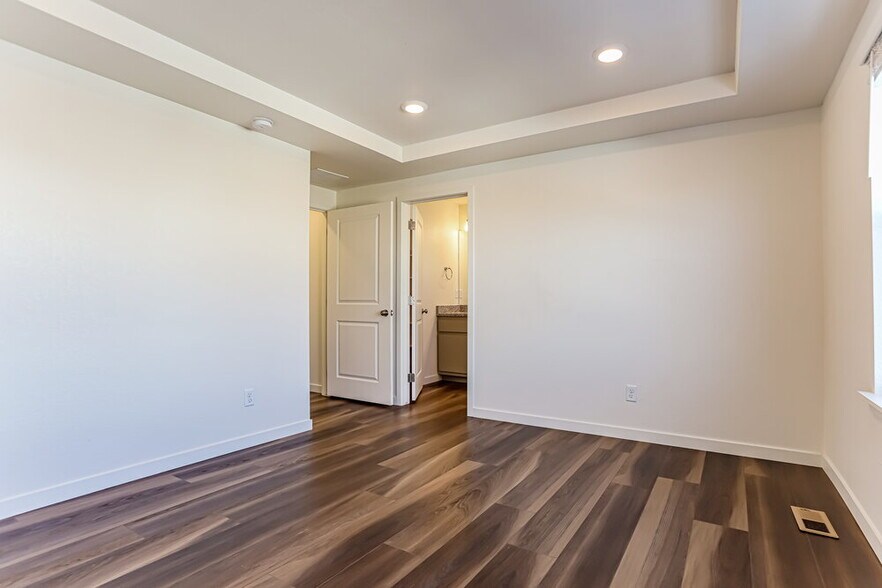 Building Photo - 4760 N Tower Dr