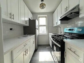 Building Photo - 1 bedroom in BRONX NY 10471