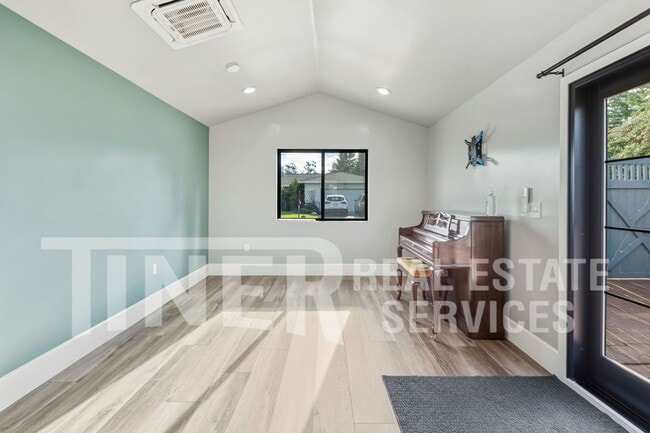 Building Photo - 7775 Dow Ave