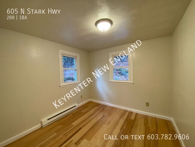 Building Photo - 605 N Stark Hwy