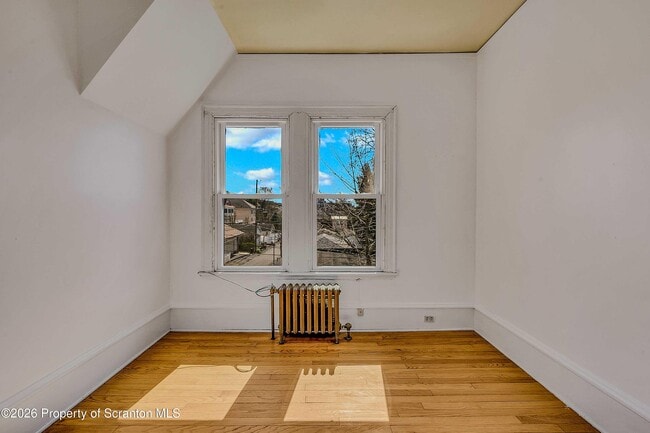 Building Photo - 1814 Olive St