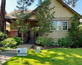 Building Photo - Century Drive Retreat Home - Minutes to Mt...