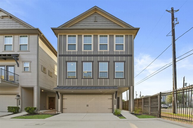 Building Photo - 2123 Sequoia Woods Dr