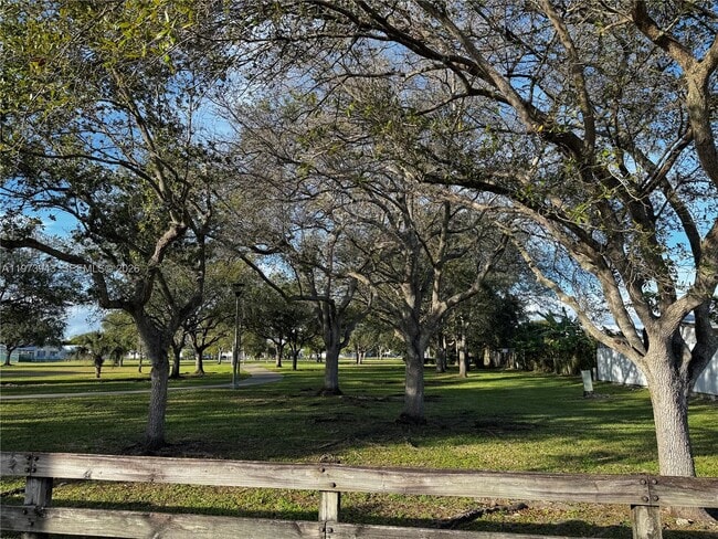 Building Photo - 11852 SW 202nd St