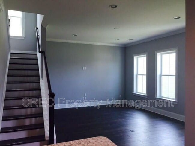 Building Photo - 1483 Hollenberg Ln