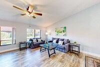Building Photo - 3755 Pinecone Ct