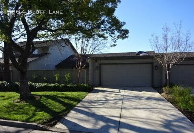 Primary Photo - Home in The Bluffs overlooking American River