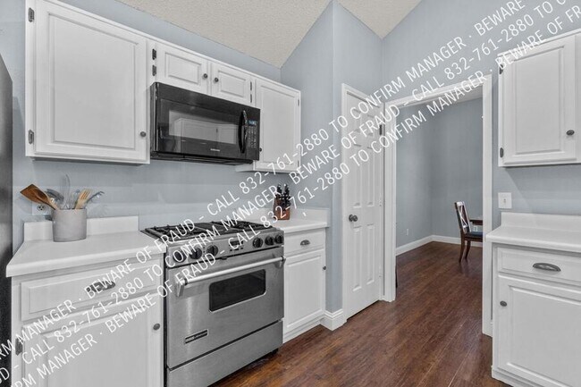 Building Photo - 3416 Aster Ln