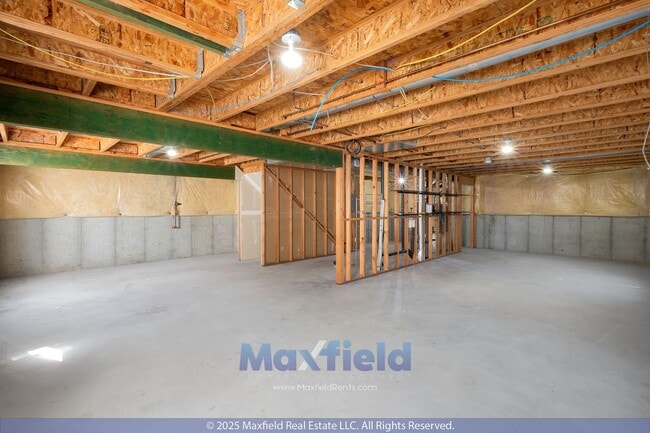 Building Photo - Harvest Hills 3 BED 2 BA 2 CAR HOME - RECE...