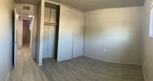 Building Photo - Updated Fourplex