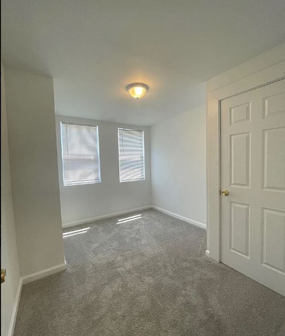 Building Photo - 2111 Clifton Ave
