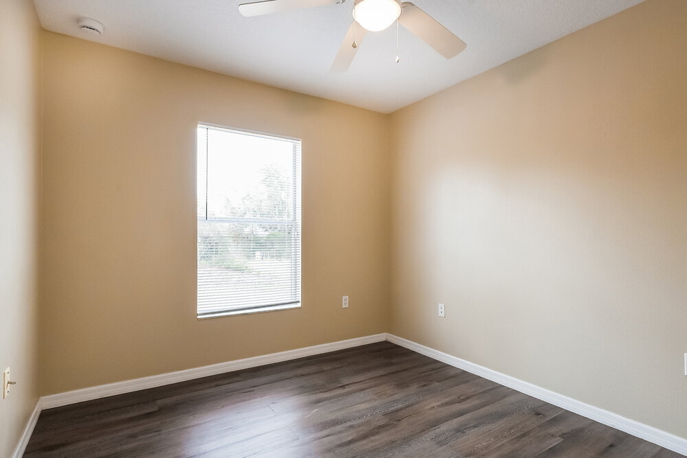 Building Photo - 1315 6th Ave