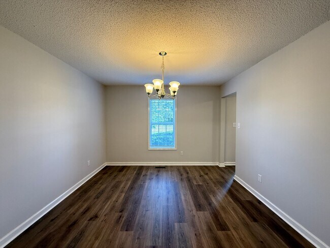 Building Photo - 5337 Moss Creek Ln