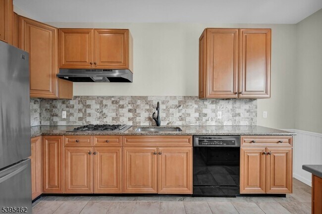 Building Photo - 11 Timothy Ct