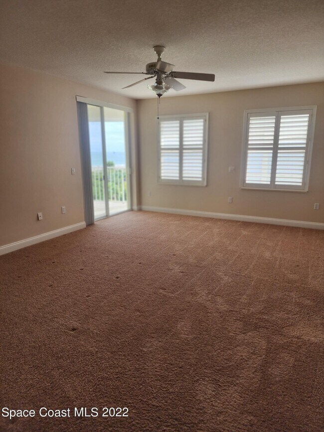 Building Photo - 703 Solana Shores Dr