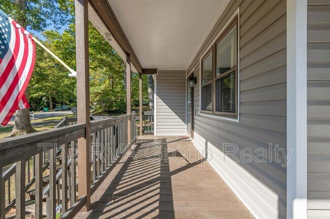 Building Photo - 10006 Redbridge Rd