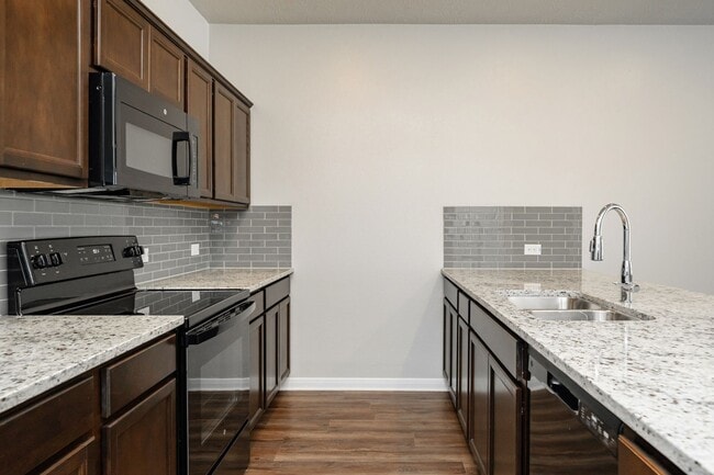 Building Photo - 1141 Trellis Pass