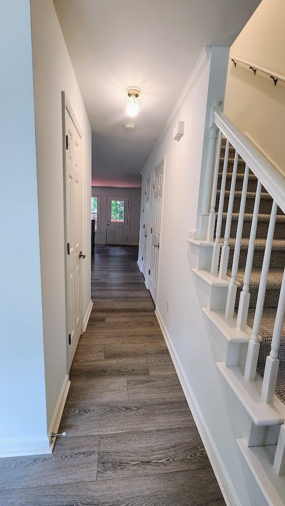 Entrance Hallway - 5034 Laurel Bridge Dr SE