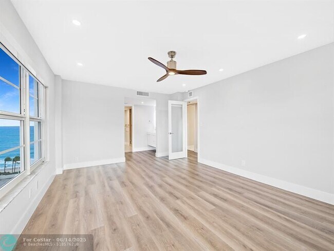 Building Photo - 3500 Galt Ocean Dr