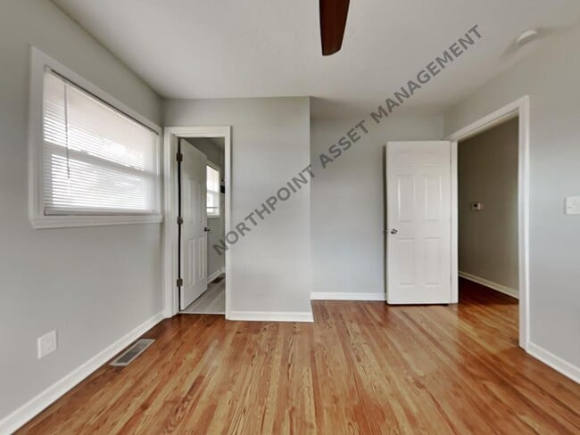 Building Photo - Newly Renovated Single Family Home | 3 BR/2.5BA | 1-Car Covered Parking