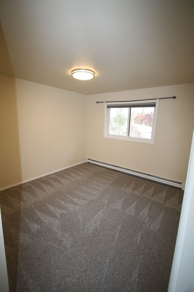 Building Photo - 5941 Keyann Cir