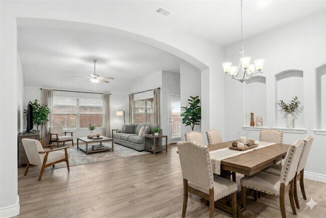 Building Photo - 7704 Vista Mejor Dr